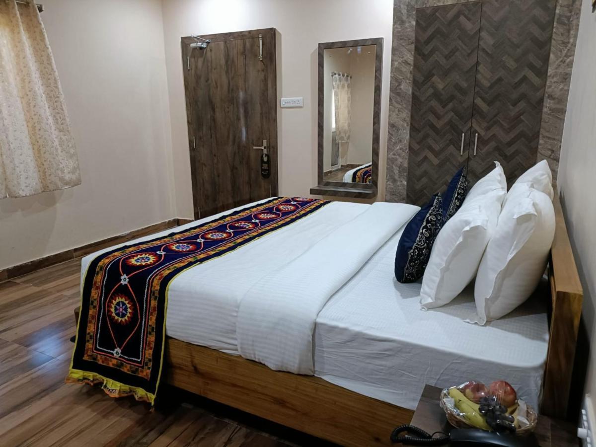 Goroomgo Silicon Residency Puri Near Sea Beach & Temple - Luxurious Room - Lift And Parking Facilities - Best Seller Esterno foto