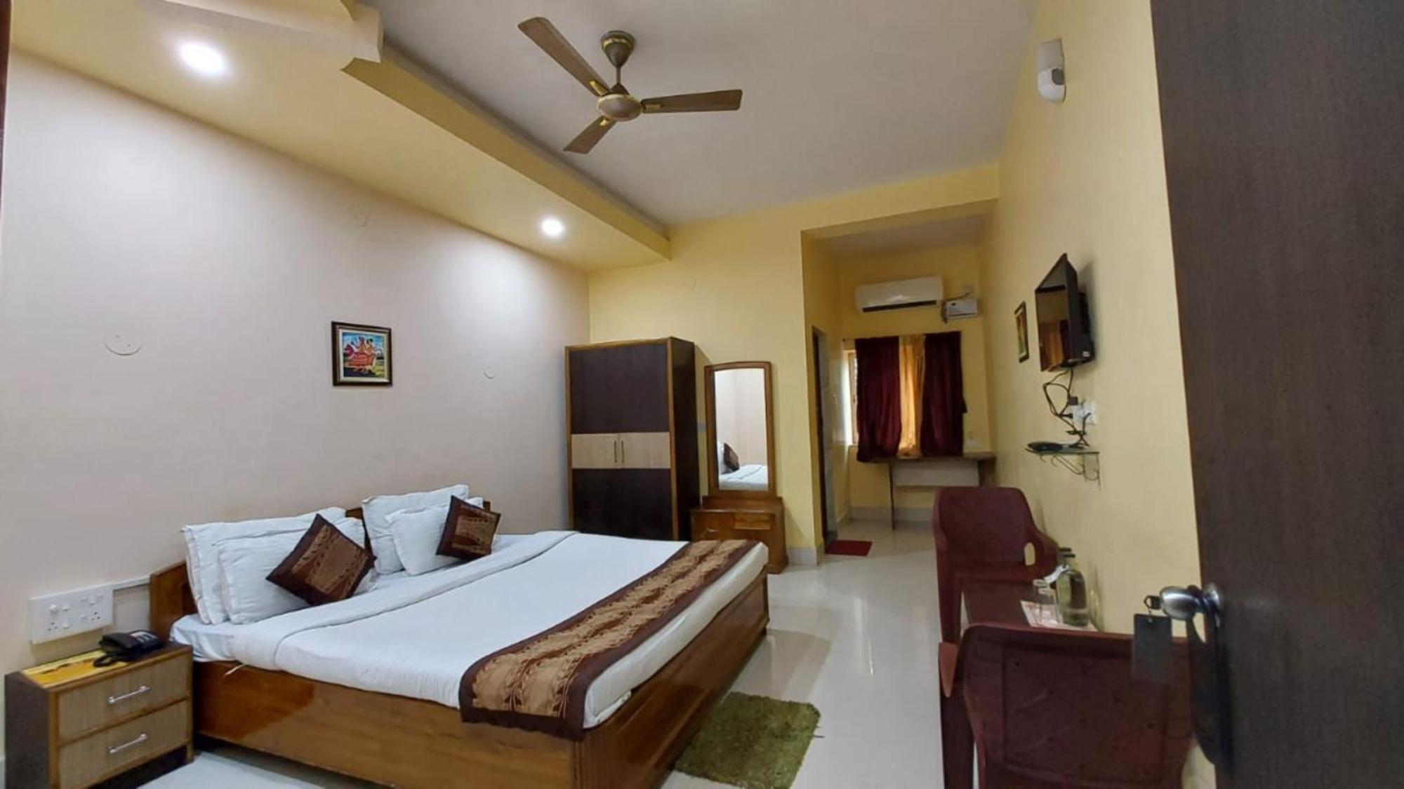 Goroomgo Silicon Residency Puri Near Sea Beach & Temple - Luxurious Room - Lift And Parking Facilities - Best Seller Esterno foto