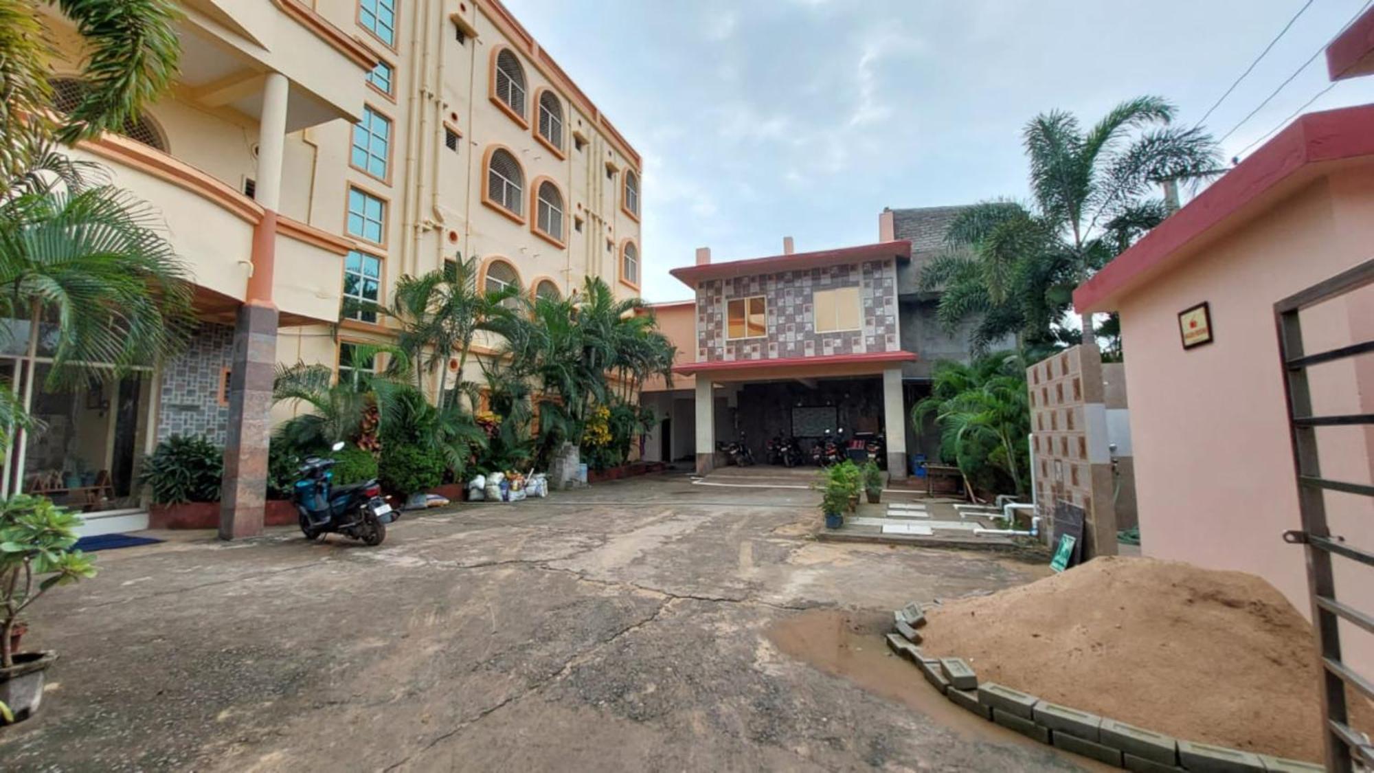 Goroomgo Silicon Residency Puri Near Sea Beach & Temple - Luxurious Room - Lift And Parking Facilities - Best Seller Esterno foto