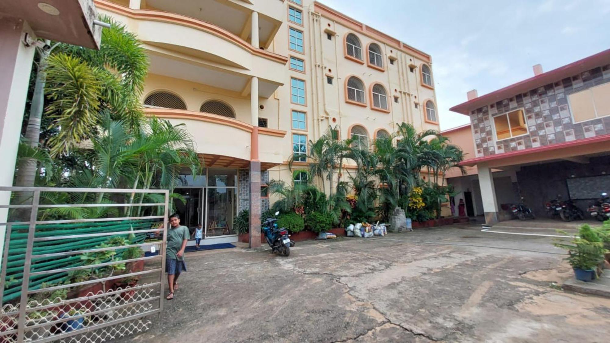 Goroomgo Silicon Residency Puri Near Sea Beach & Temple - Luxurious Room - Lift And Parking Facilities - Best Seller Esterno foto